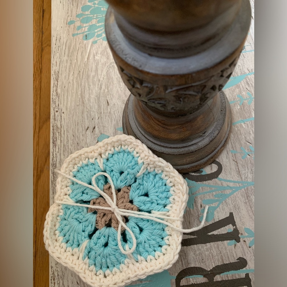 Crochet coasters - Picture 4 of 5